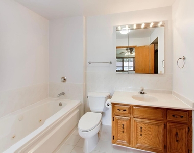 920 N Northwest Highway - Photo Thumbnail 29