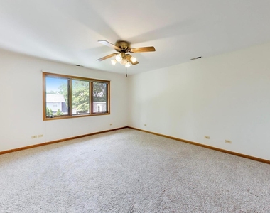 920 N Northwest Highway - Photo Thumbnail 22