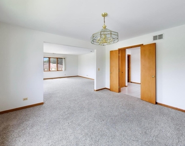 920 N Northwest Highway - Photo Thumbnail 12