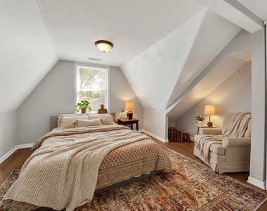 11014 S Washtenaw Avenue - Photo Thumbnail 4