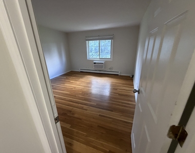 375 W Winchester Road - Photo Thumbnail 6