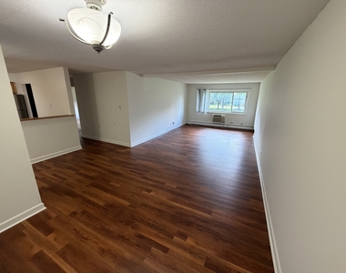 375 W Winchester Road - Photo Thumbnail 2