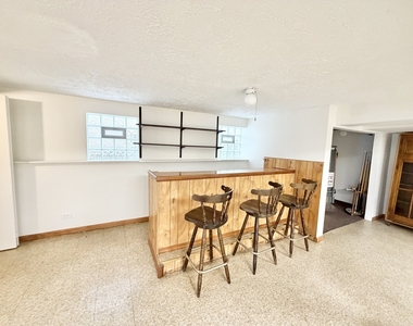2936 N Kostner Avenue - Photo Thumbnail 12