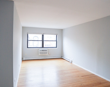 2828 N Cambridge Avenue - Photo Thumbnail 1