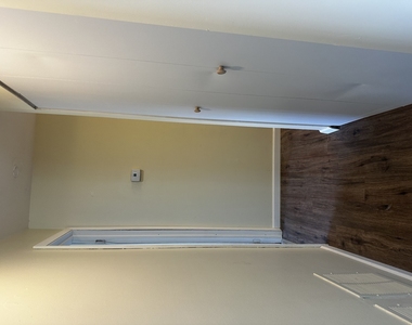 451 James Court - Photo Thumbnail 4