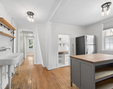 3542 N Albany Avenue - Photo Thumbnail 7