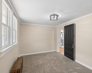 3542 N Albany Avenue - Photo Thumbnail 11
