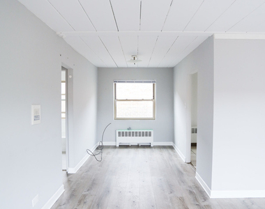 5649 N Christiana Avenue - Photo Thumbnail 5