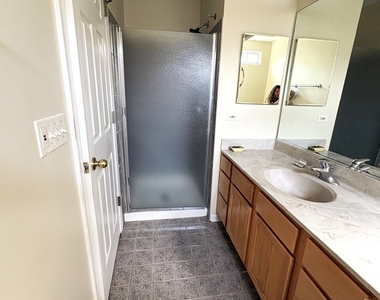 184 Southwicke Drive - Photo Thumbnail 9