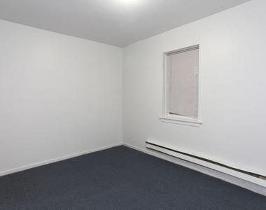 4513 N Malden Street - Photo Thumbnail 14