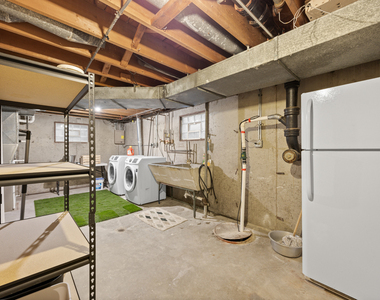 9752 Tripp Avenue - Photo Thumbnail 18