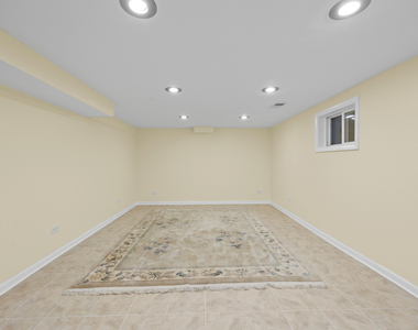 9752 Tripp Avenue - Photo Thumbnail 14