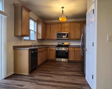 3397 Bradbury Circle - Photo Thumbnail 10