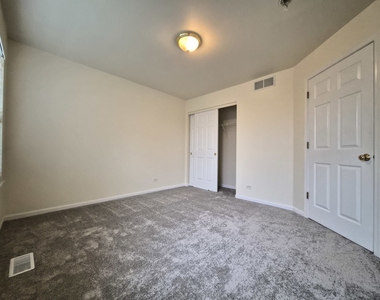 3397 Bradbury Circle - Photo Thumbnail 15