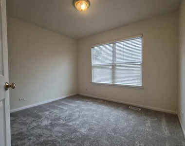 3397 Bradbury Circle - Photo Thumbnail 16