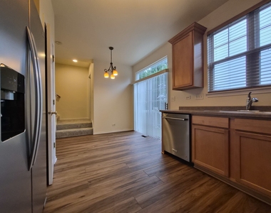 3397 Bradbury Circle - Photo Thumbnail 12