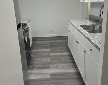 400 Park Avenue - Photo Thumbnail 9