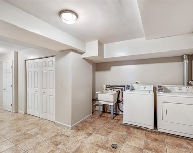 1610 W Jarvis Avenue - Photo Thumbnail 12