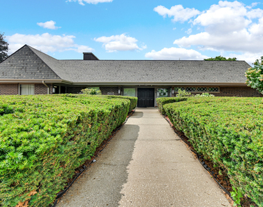 228 E Bailey Road - Photo Thumbnail 20