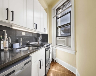 63 E Cedar Street - Photo Thumbnail 6