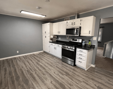 424 Rambler Place - Photo Thumbnail 1