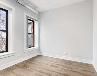 7645 N Sheridan Road - Photo Thumbnail 8