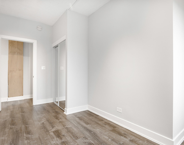 7645 N Sheridan Road - Photo Thumbnail 7