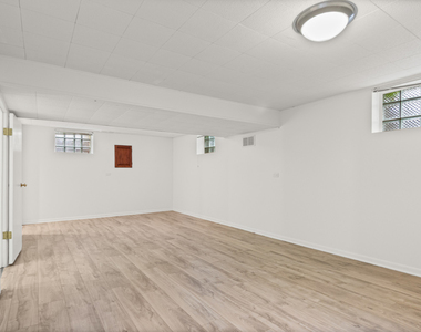 8536 Kedvale Avenue - Photo Thumbnail 21