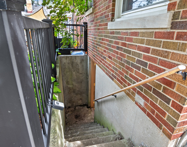8536 Kedvale Avenue - Photo Thumbnail 17