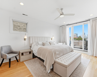 611 N Noble Street - Photo Thumbnail 16