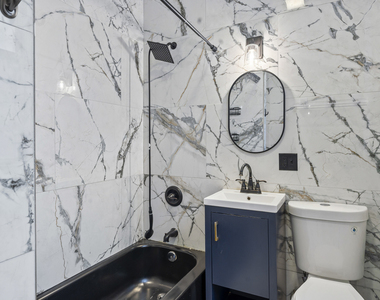 614 N Troy Street - Photo Thumbnail 17