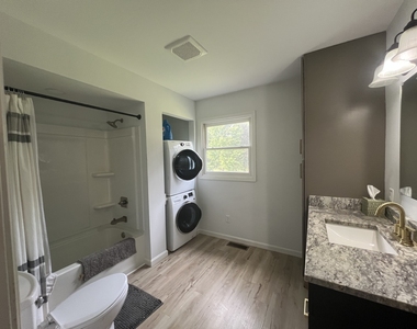 31109 Madison Street - Photo Thumbnail 9