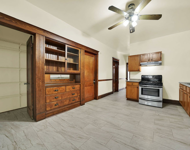 1936 S 55th Court - Photo Thumbnail 7