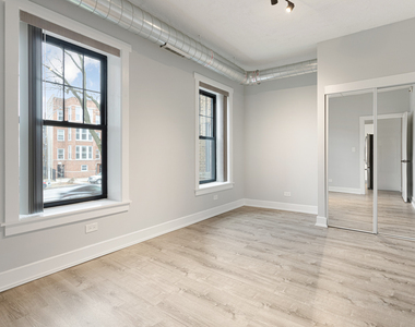 7645 N Sheridan Road - Photo Thumbnail 5
