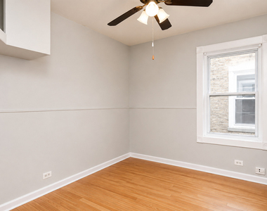 4843 N Drake Avenue - Photo Thumbnail 7