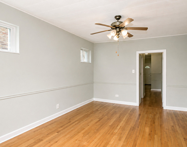 4843 N Drake Avenue - Photo Thumbnail 4