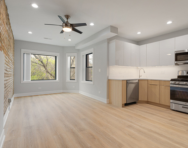 1558 W Juneway Terrace - Photo Thumbnail 1