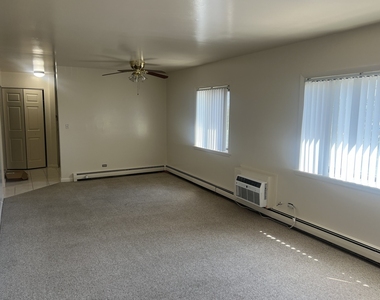 1852 S Anna Marie Drive - Photo Thumbnail 3