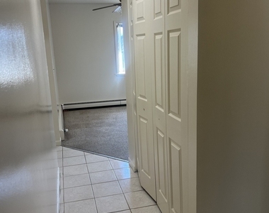 1852 S Anna Marie Drive - Photo Thumbnail 9