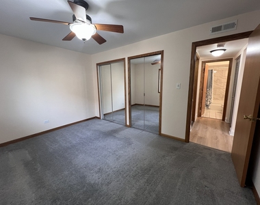 7109 Laverne Lane - Photo Thumbnail 7