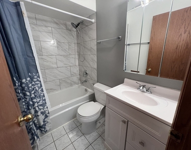 7109 Laverne Lane - Photo Thumbnail 11