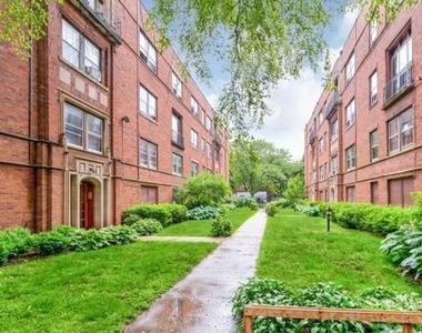 1552 W Juneway Terrace - Photo Thumbnail 18