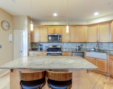 2498 Waterbury Lane - Photo Thumbnail 14