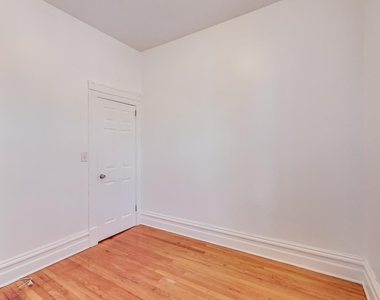 1138 W Addison Street - Photo Thumbnail 12