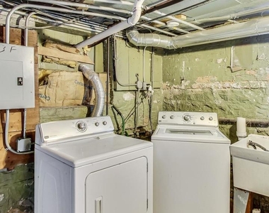 1138 W Addison Street - Photo Thumbnail 18