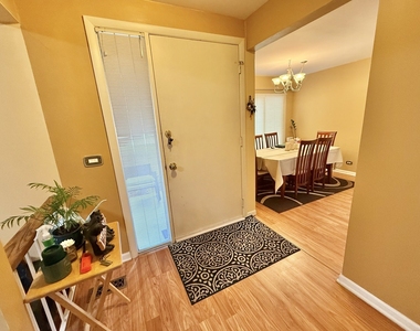 752 Biloxie Court - Photo Thumbnail 3