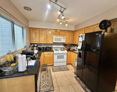 752 Biloxie Court - Photo Thumbnail 9