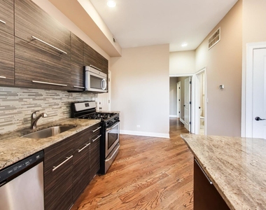 2837 W Cortez Street - Photo Thumbnail 4