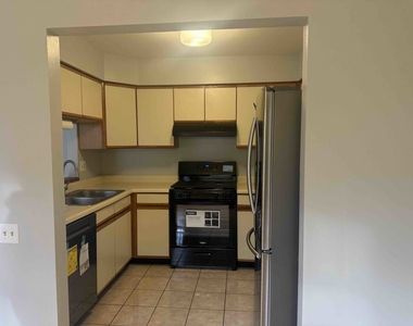 1477 Garnet Circle - Photo Thumbnail 5