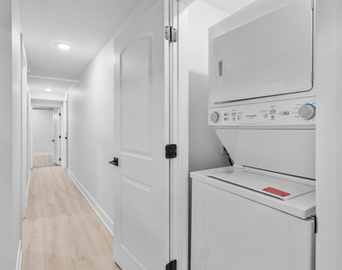 5629 N Wayne Avenue - Photo Thumbnail 4